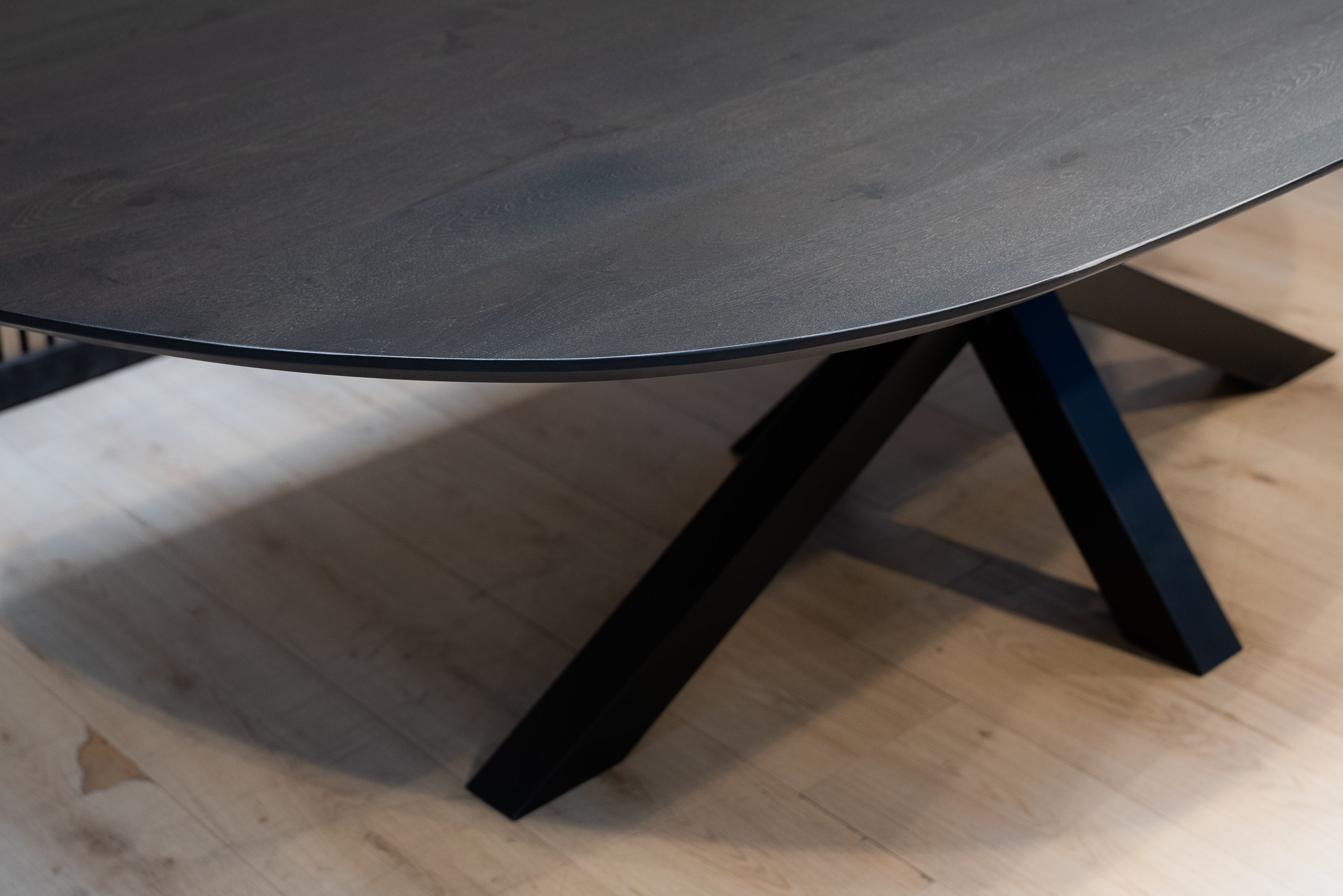 Table Organic Oak Wood - Set Cone Leg - Dark Grey