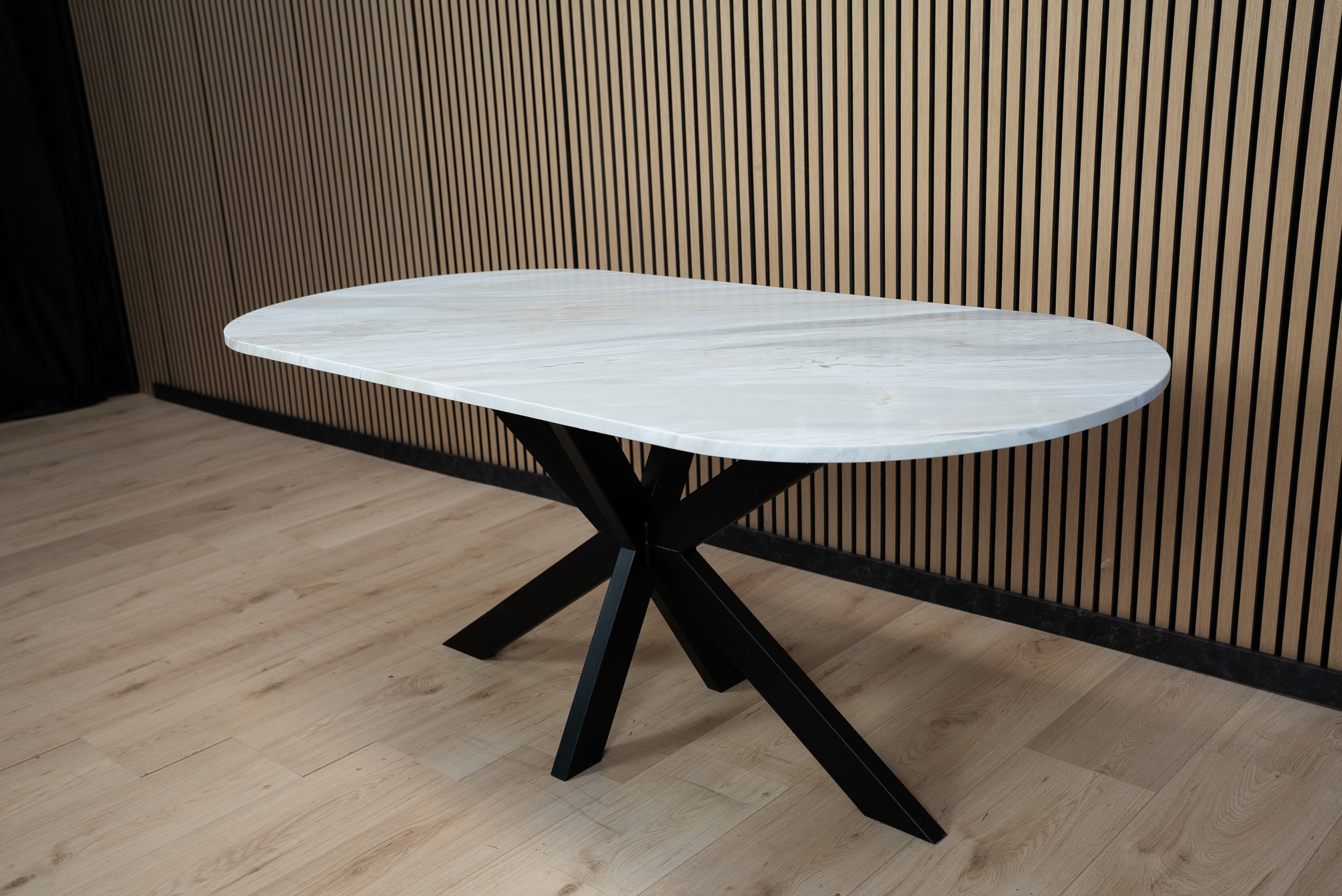 Ajax Eetkamertafel - Plat Ovaal (90x180 cm)