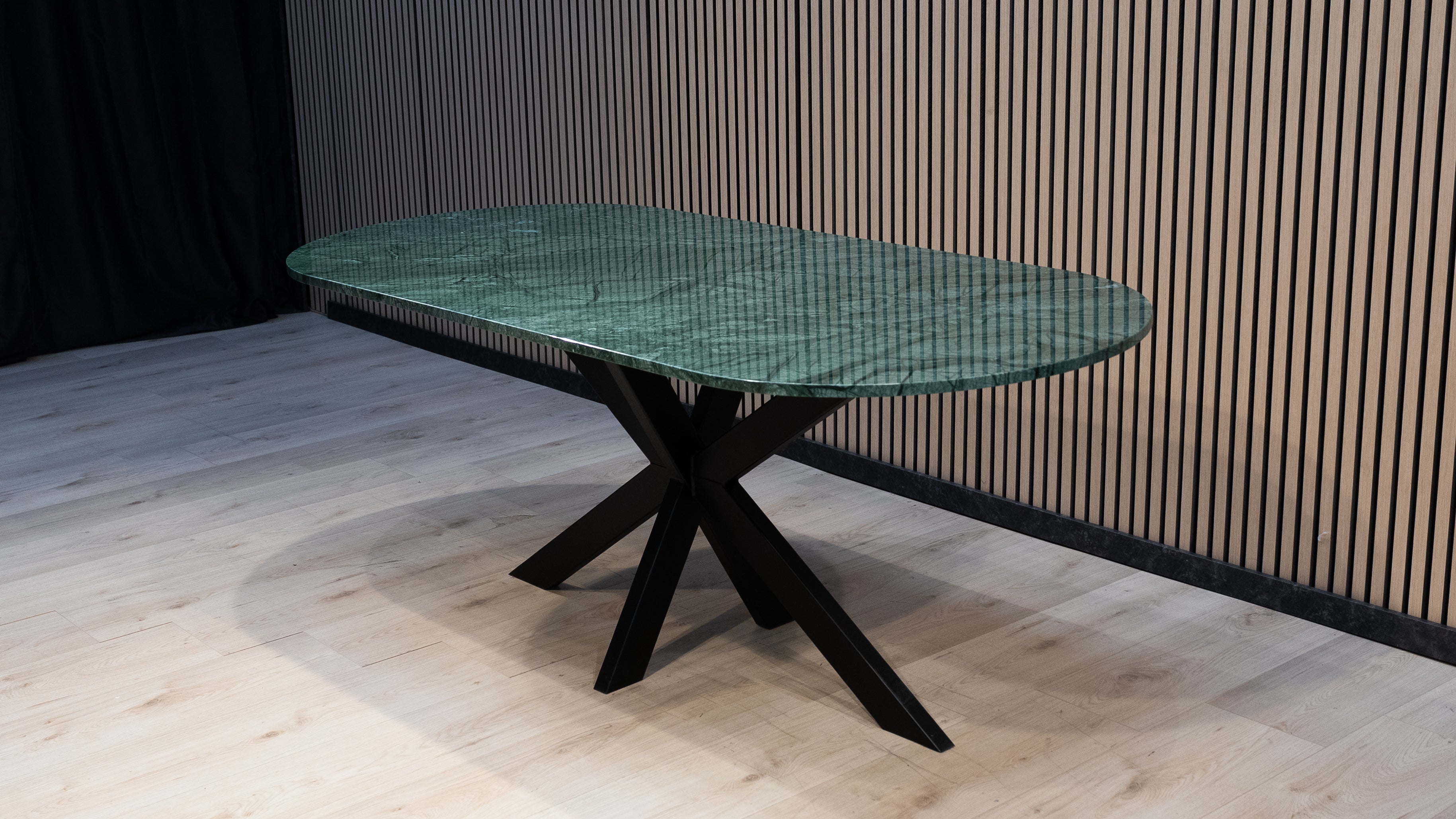 Verdi Alpi - eetkamertafel - Plat Ovaal - (100X190)