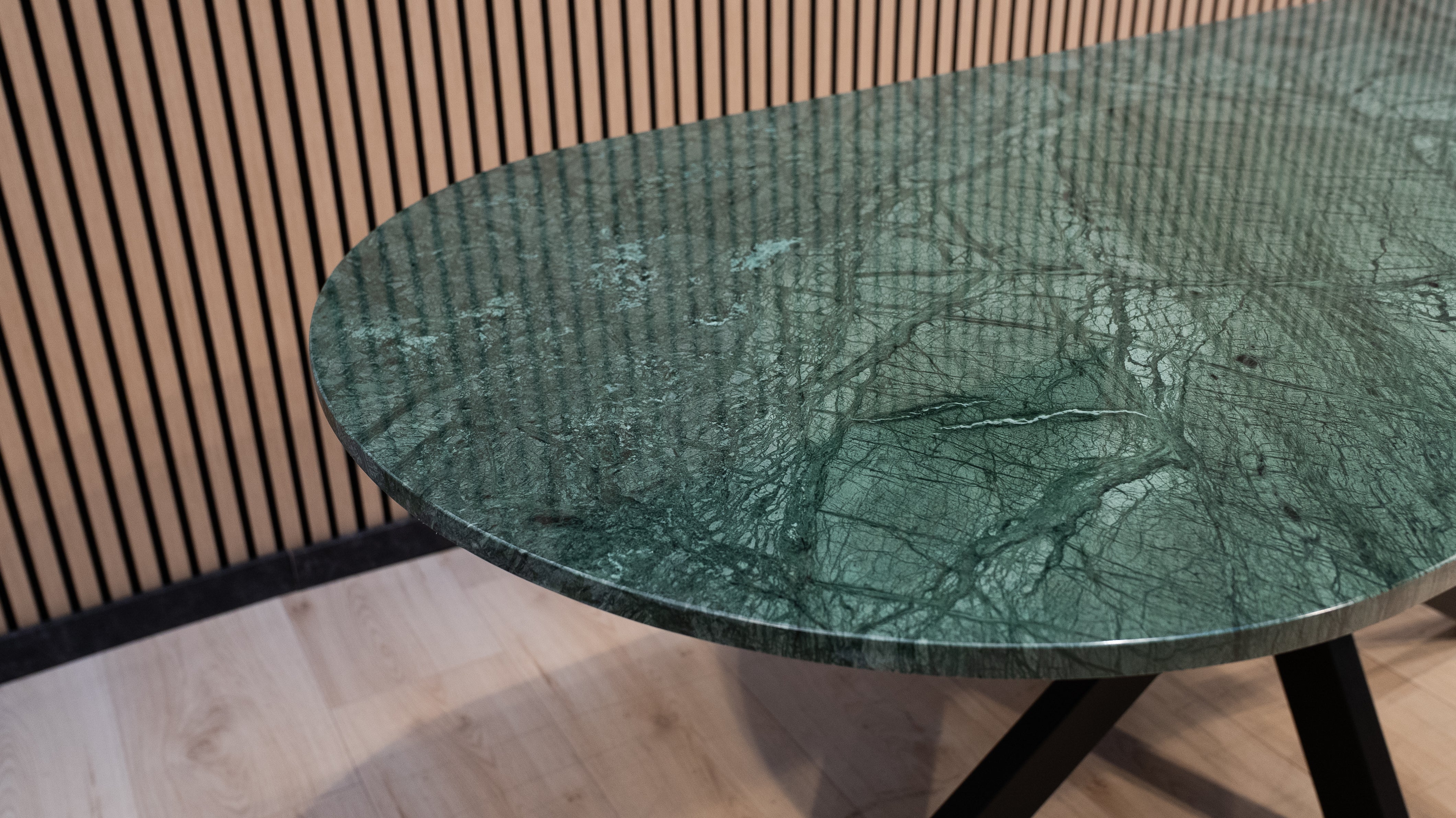 Verdi Alpi - eetkamertafel - Plat Ovaal - (100X190)