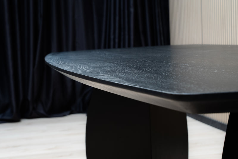 Table ovale danoise en chêne - Ensemble triangulaire - Chêne foncé