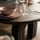Tafel Yannick - Plat Ovaal - Massief Eikenhout