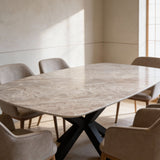 Quartz Perola eettafel met matrix poot