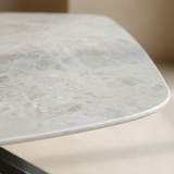 Quartz Taj Mahal eettafel met matrix poot