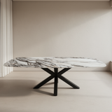 Quartz Calacatta Monet eettafel met matrix poot