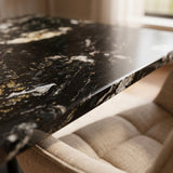 Cosmic Black kwartsiet tafel